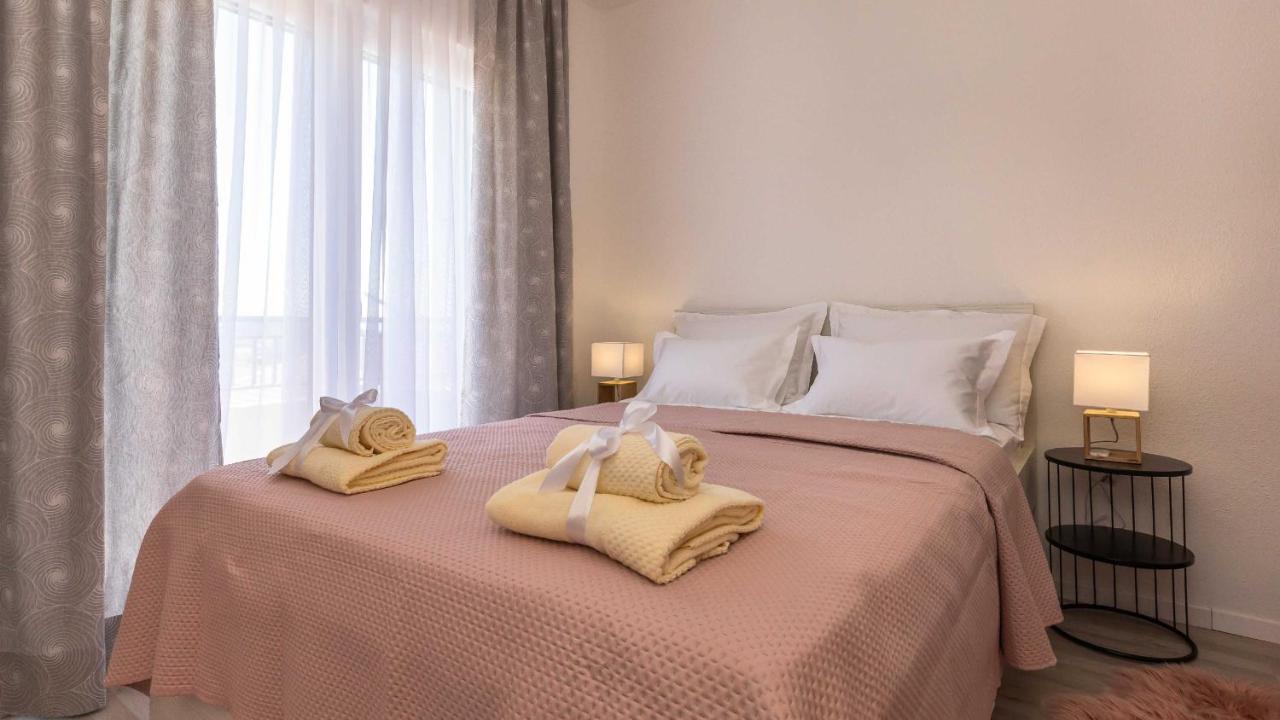 Apartments Lana Makarska Eksteriør bilde