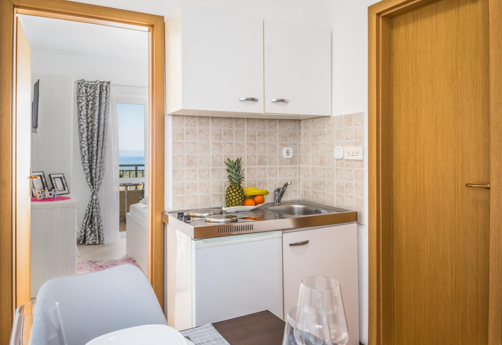Apartments Lana Makarska Eksteriør bilde