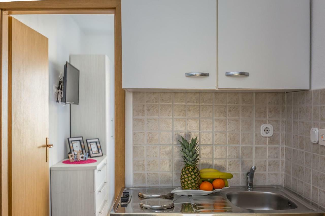 Apartments Lana Makarska Eksteriør bilde